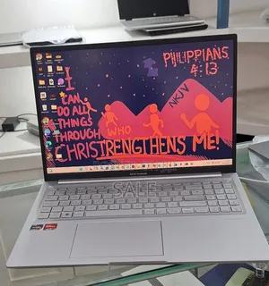 New Laptop Asus VivoBook 15 X505BA 8GB Intel Core I7 SSD 256GB