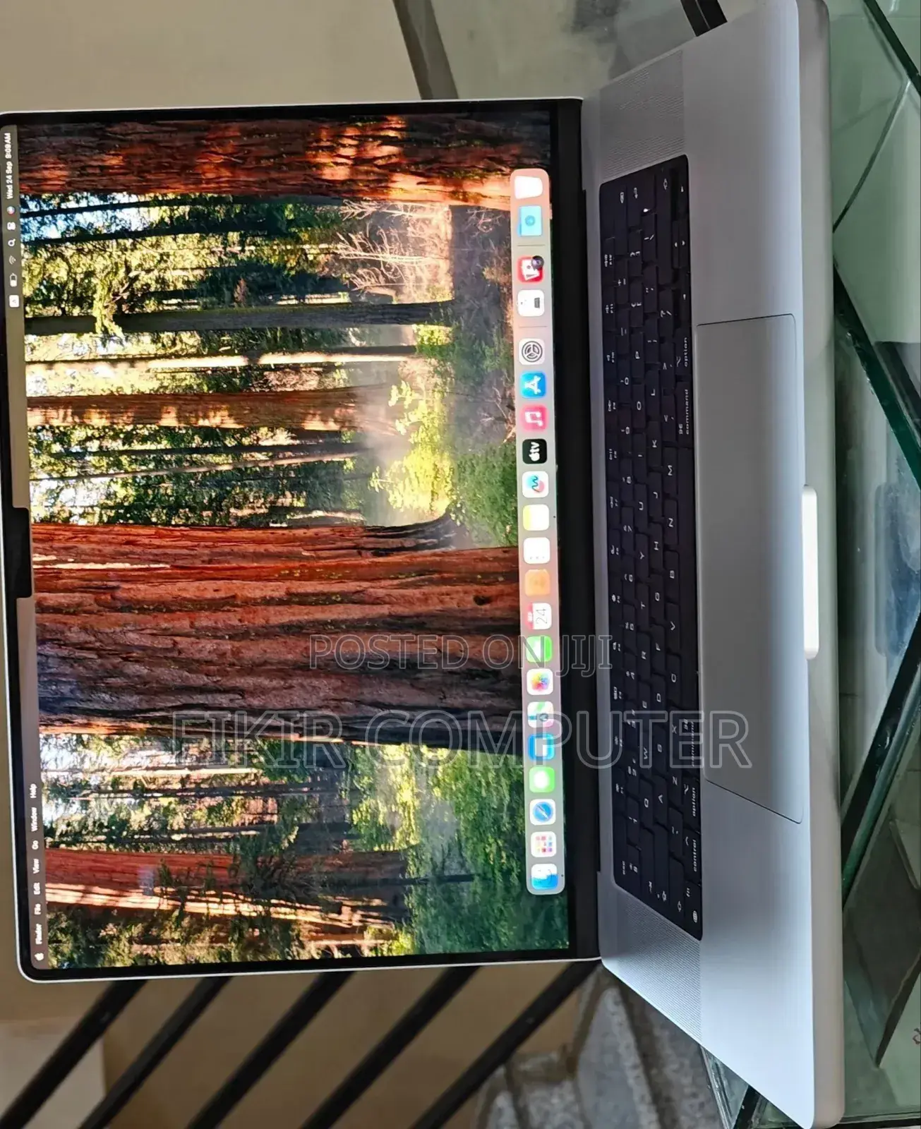 New Laptop Apple MacBook Pro M1 16GB Apple M1 Pro SSD 1T