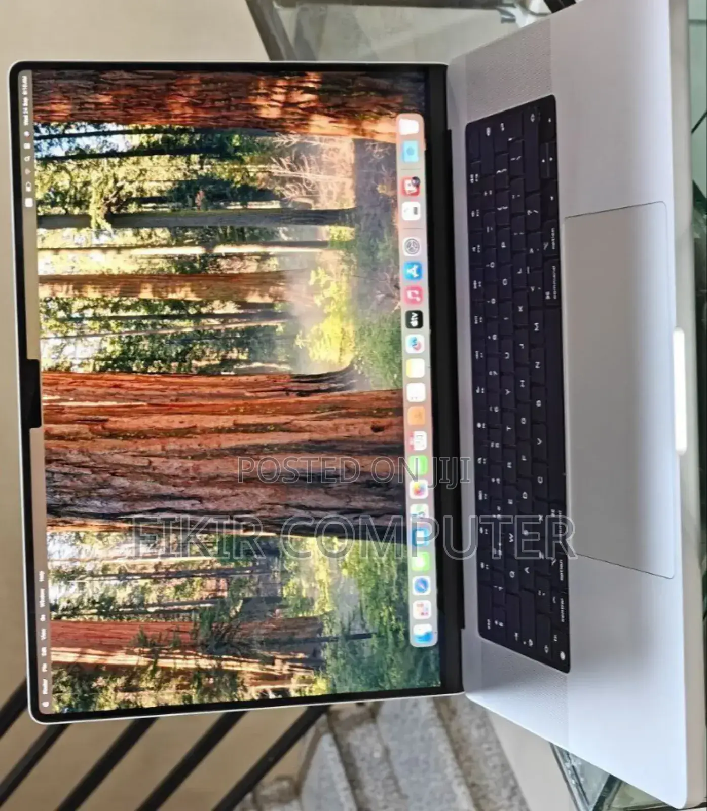 New Laptop Apple MacBook Pro M1 16GB Apple M1 Pro SSD 1T