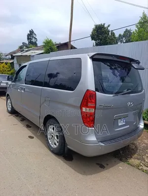 Hyundai Starex 2012 Silver