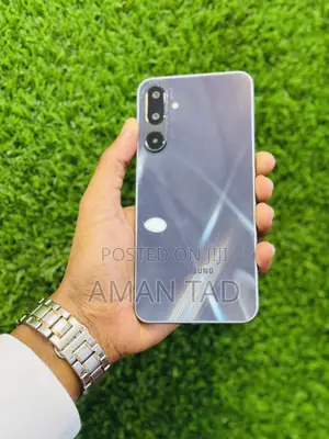 Samsung Galaxy A16 5G 128 GB Purple