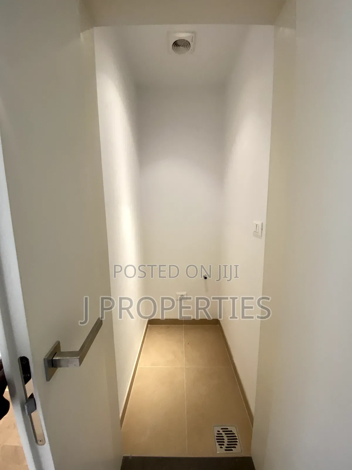 3bdrm Apartment in Kirkos for rent
