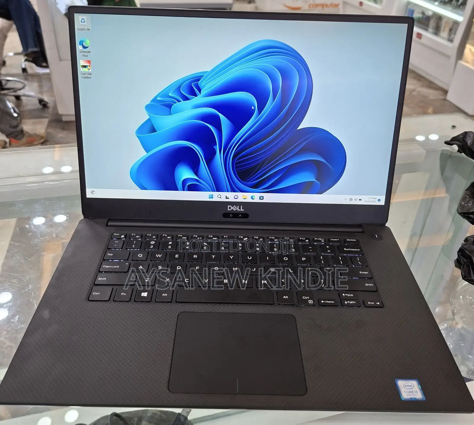 New Laptop Dell Precision 5540 16GB Intel Core I5 SSD 256GB