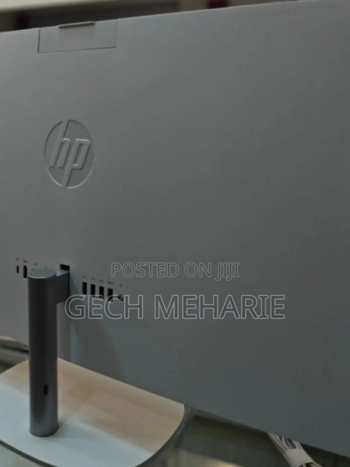 WBrand New Packed With Cartoon
 Hp All-in-One 27-Cr0034ny (White)