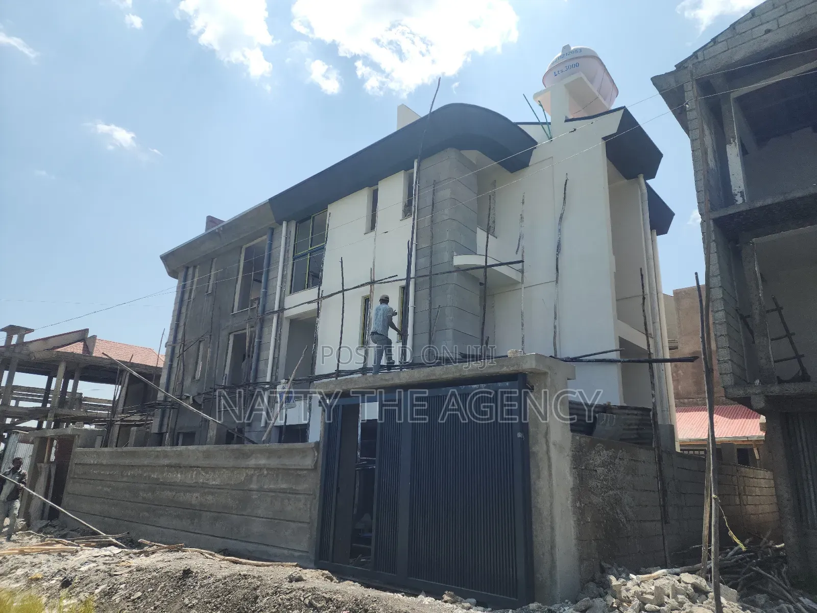 5bdrm House in Ayat, Bole for sale