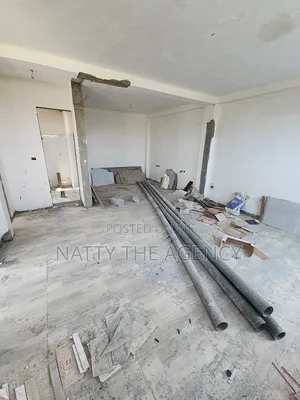 5bdrm House in Ayat, Bole for sale