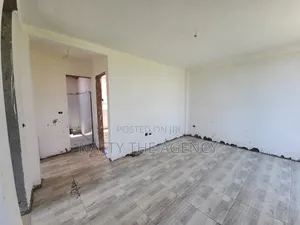 5bdrm House in Ayat, Bole for sale