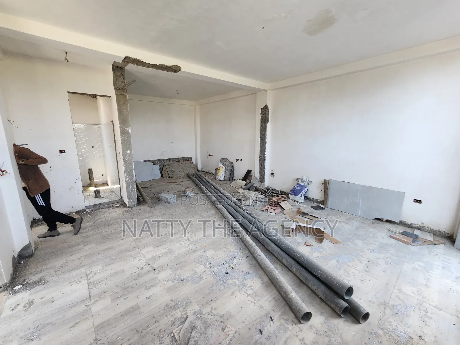 5bdrm House in Ayat, Bole for sale