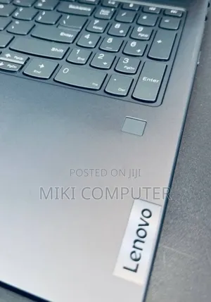 New Laptop Lenovo Yoga 7i 16GB Intel Core I7 SSD 512GB