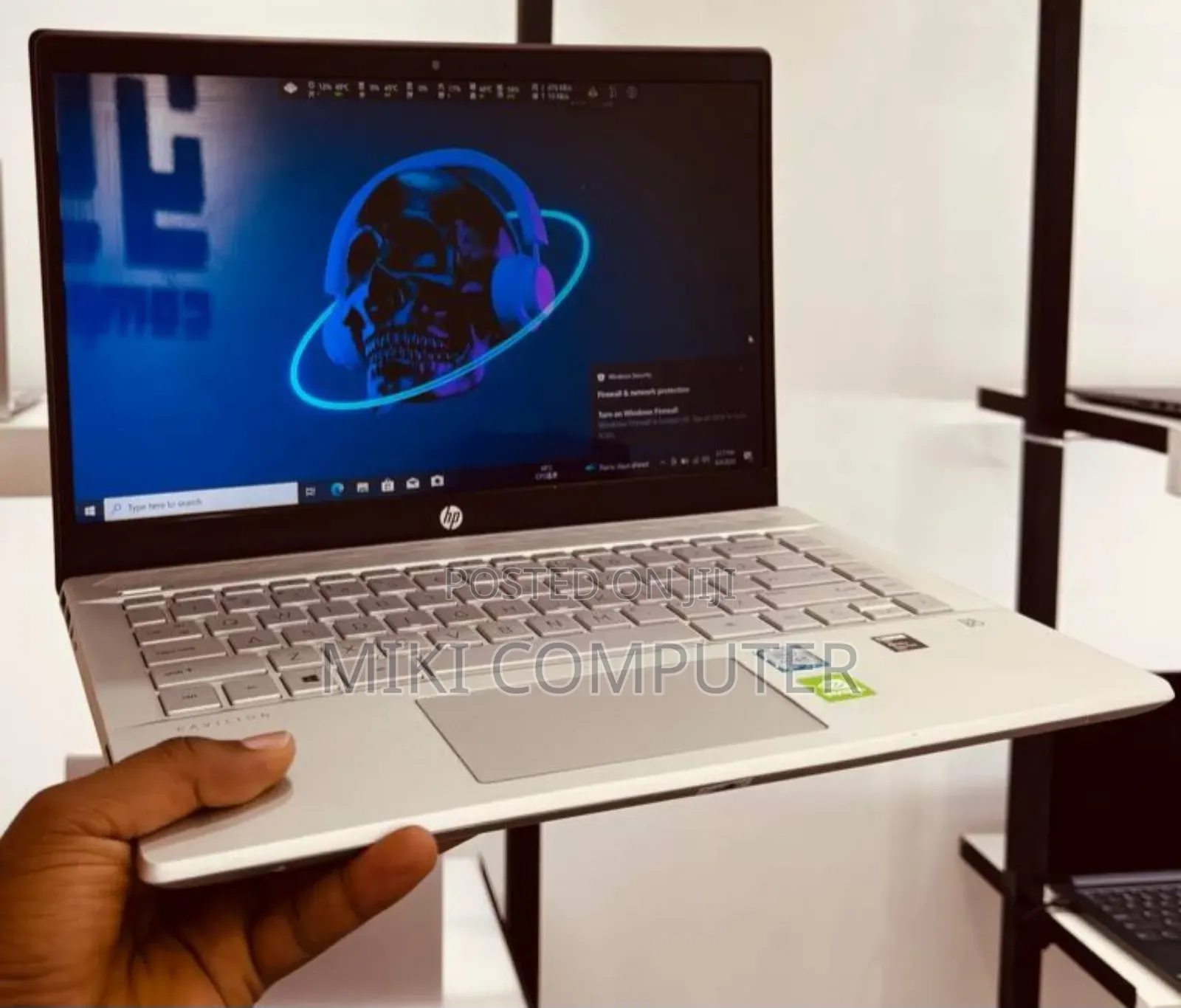 New Laptop HP Pavilion 15 8GB Intel Core I5 SSD 256GB