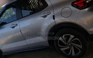 Toyota Raize 2022 Silver