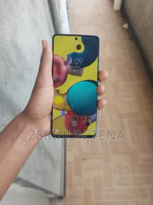 Photo - Samsung Galaxy A51 5G 128 GB Black