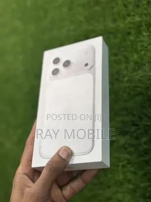 New Apple iPhone 17 Pro Max 256 GB Silver