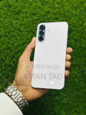 New Samsung Galaxy A56 128 GB Silver