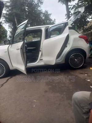 Suzuki Swift 2021 White