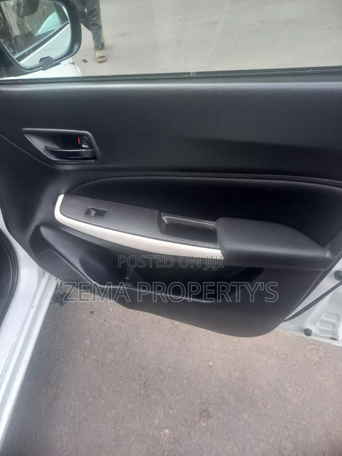 Suzuki Swift 2021 White