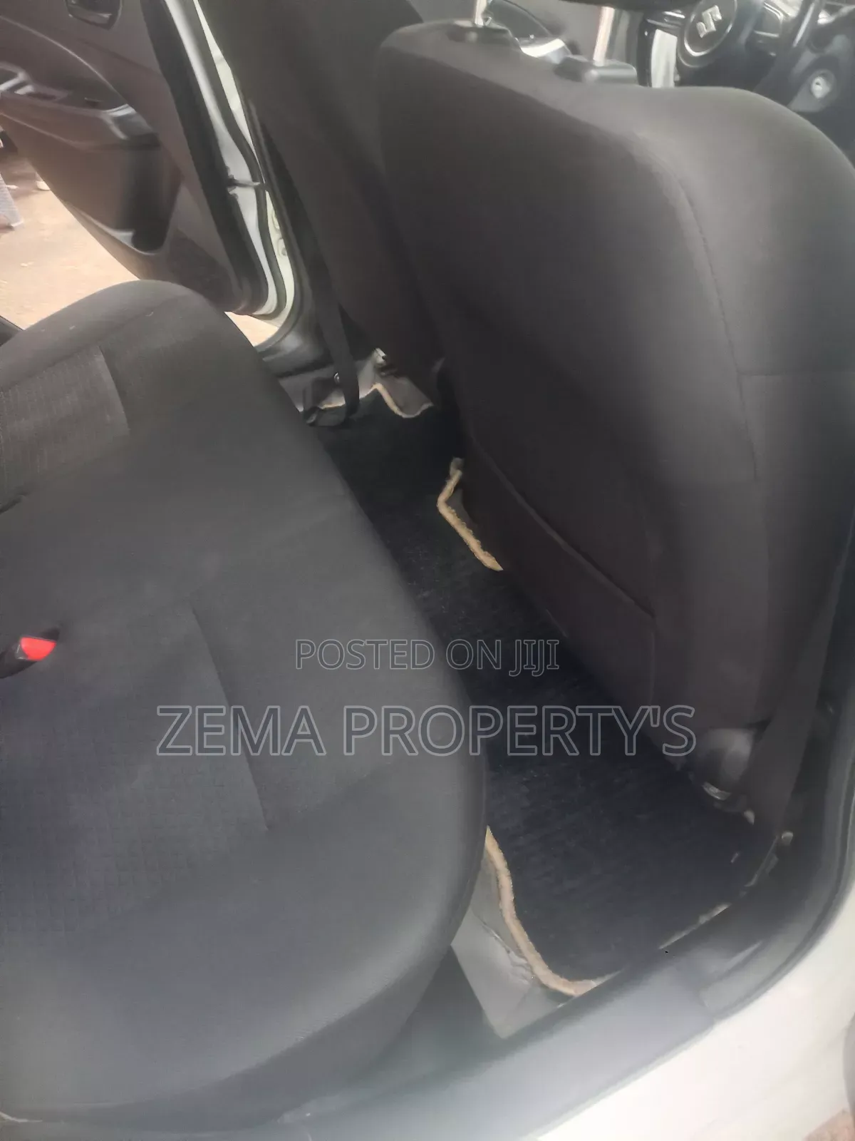 Suzuki Swift 2021 White