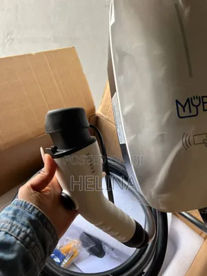 Photo - Fast Car Charger Suitable for All Vehicles Self Stop When Full