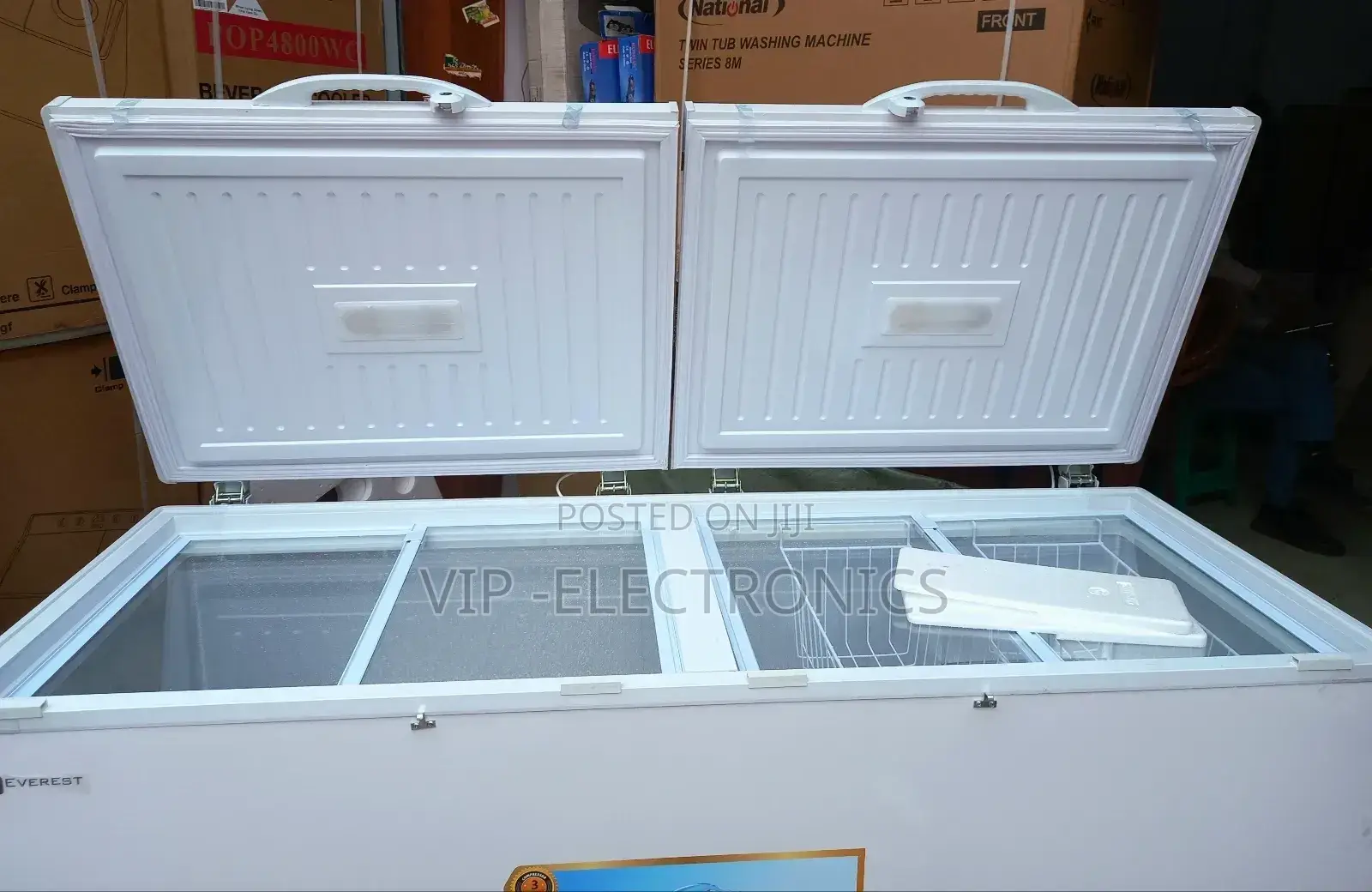 Everest Chest Freezer 780 Deep 2door Quality Products New Price
