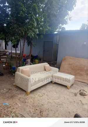 Photo - Sofa With Cream Five Sit 1