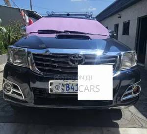 Toyota Hilux 2014 Black