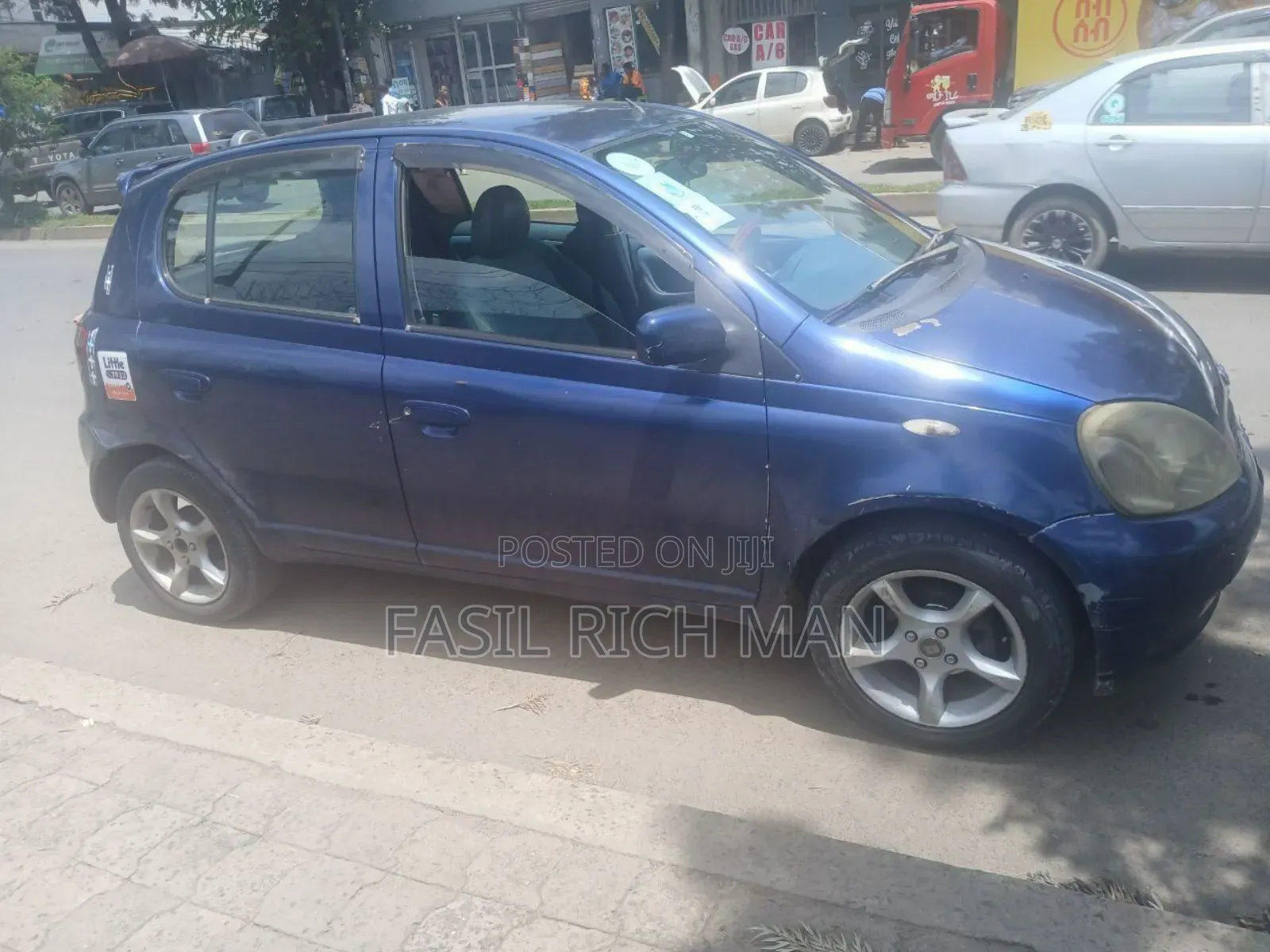 Toyota Vitz 2001 Blue