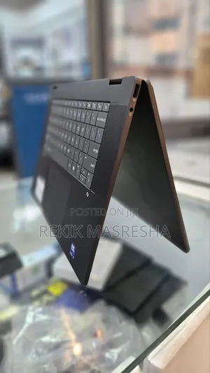 New Laptop HP OmniBook X Flip 16" 16GB Intel Core Ultra 7 SSD 1T