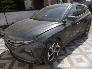 Photo - Hyundai Tucson 2021 White