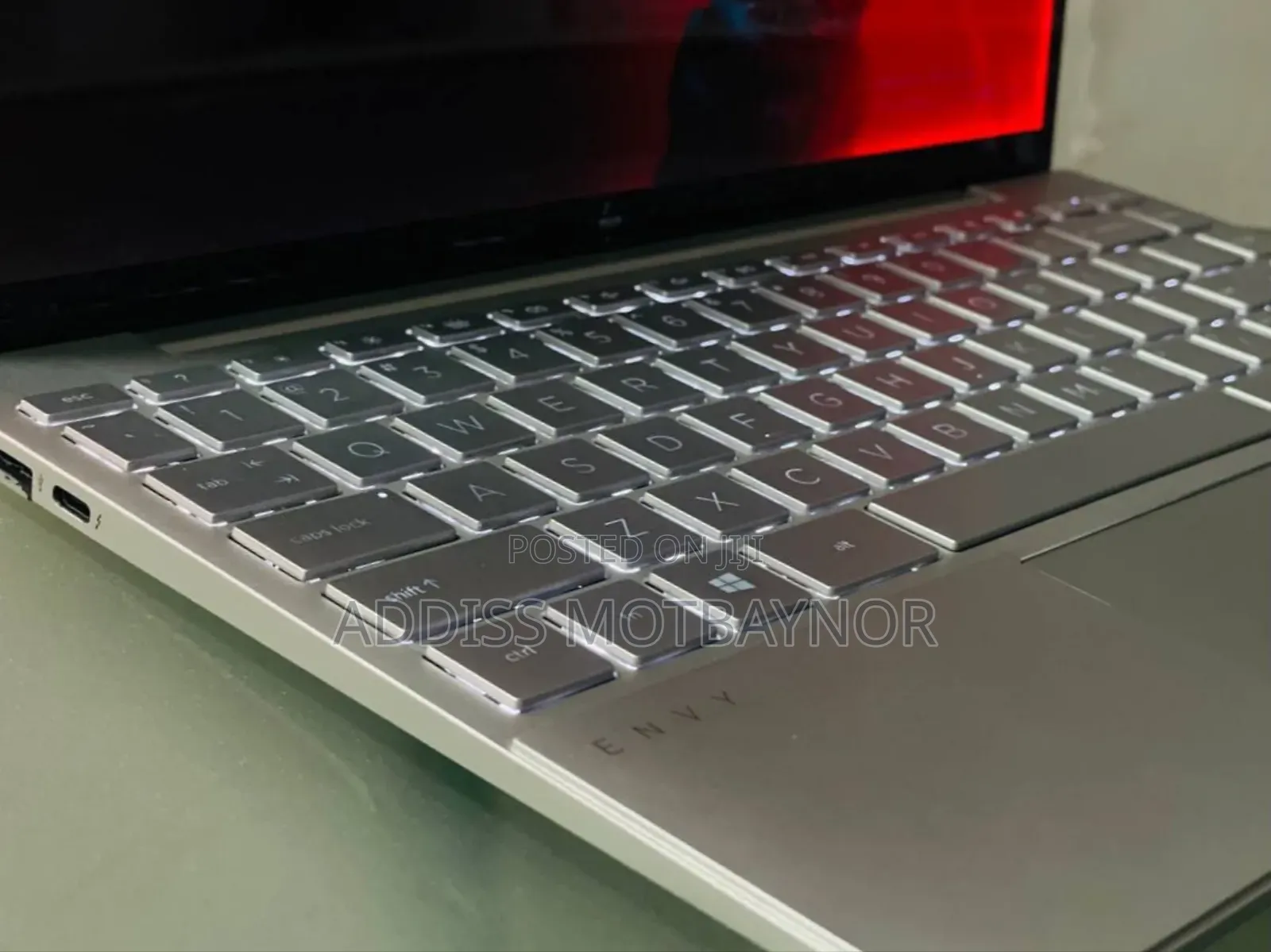 New Laptop HP Envy 13 16GB Intel Core I7 SSD 512GB