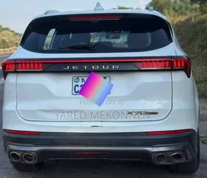 Jetour X70 Plus 2022 White