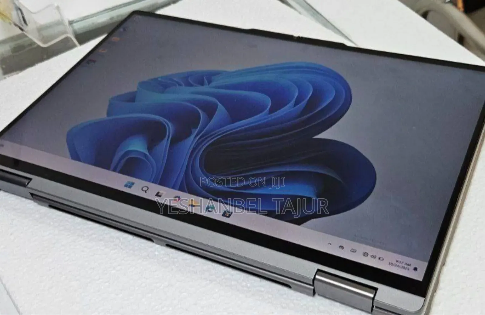 New Laptop Lenovo Yoga 7i 16GB Intel Core I7 SSD 512GB