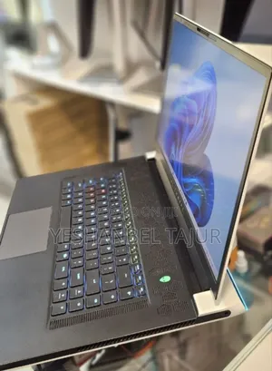 New Laptop Alienware M17x R2 32GB Intel Core i7 SSD 512GB