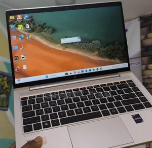 New Laptop HP EliteBook 640 G9 16GB Intel Core I5 SSD 512GB