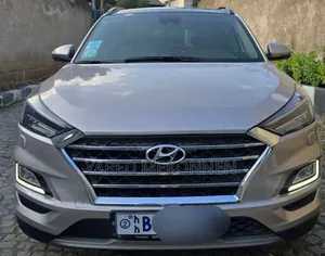 Photo - Hyundai Tucson 2020 Gray