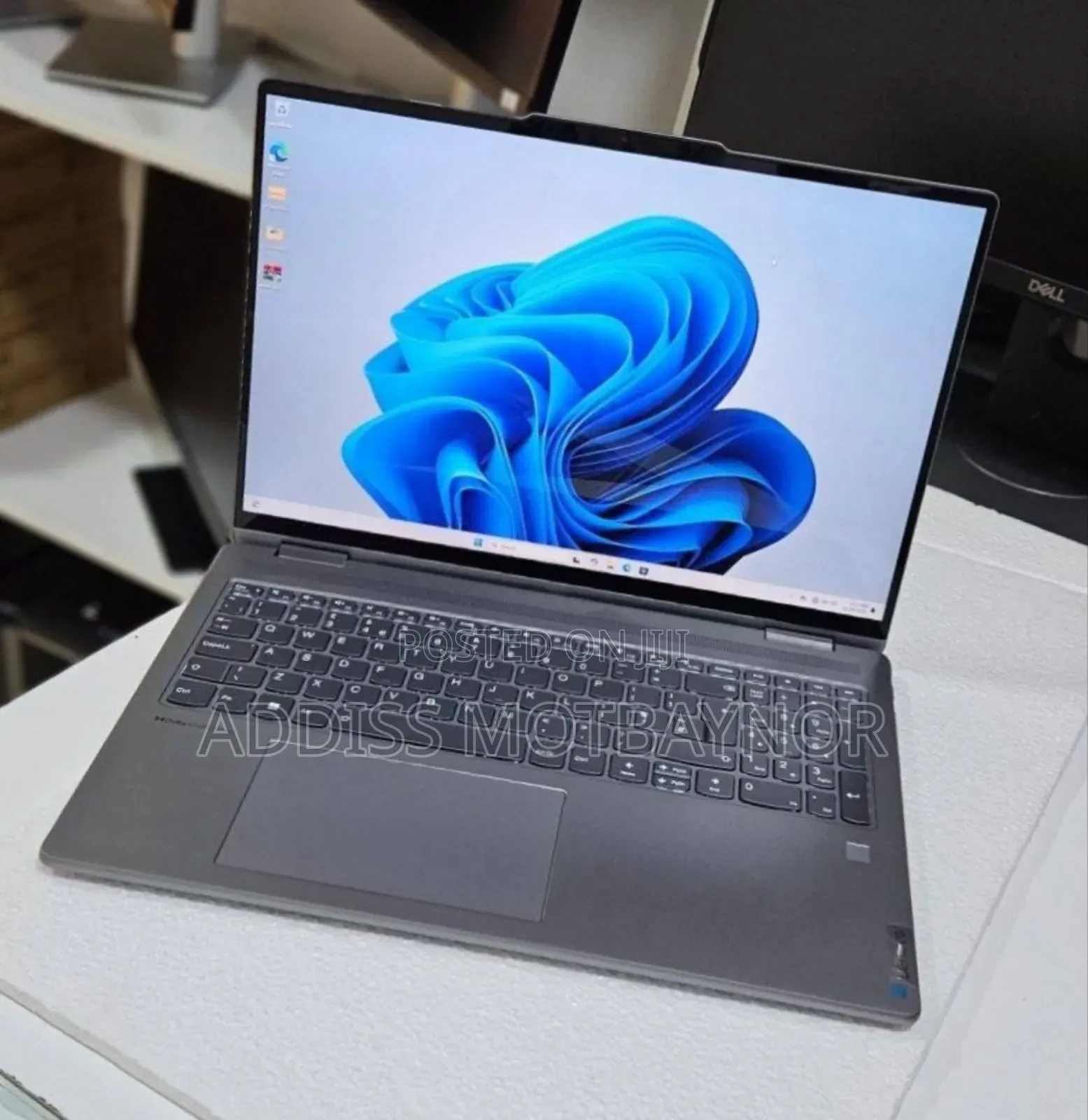 New Laptop Lenovo ThinkPad Yoga 16GB Intel Core I5 SSD 512GB