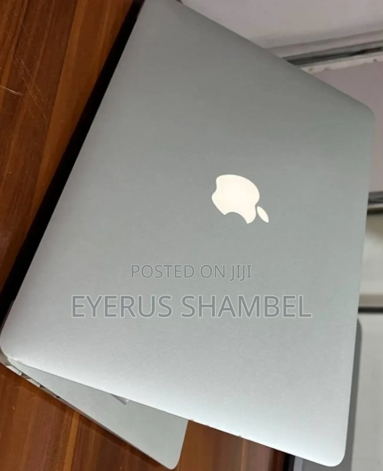 New Laptop Apple MacBook Air 2015 8GB Intel Core I5 SSD 256GB