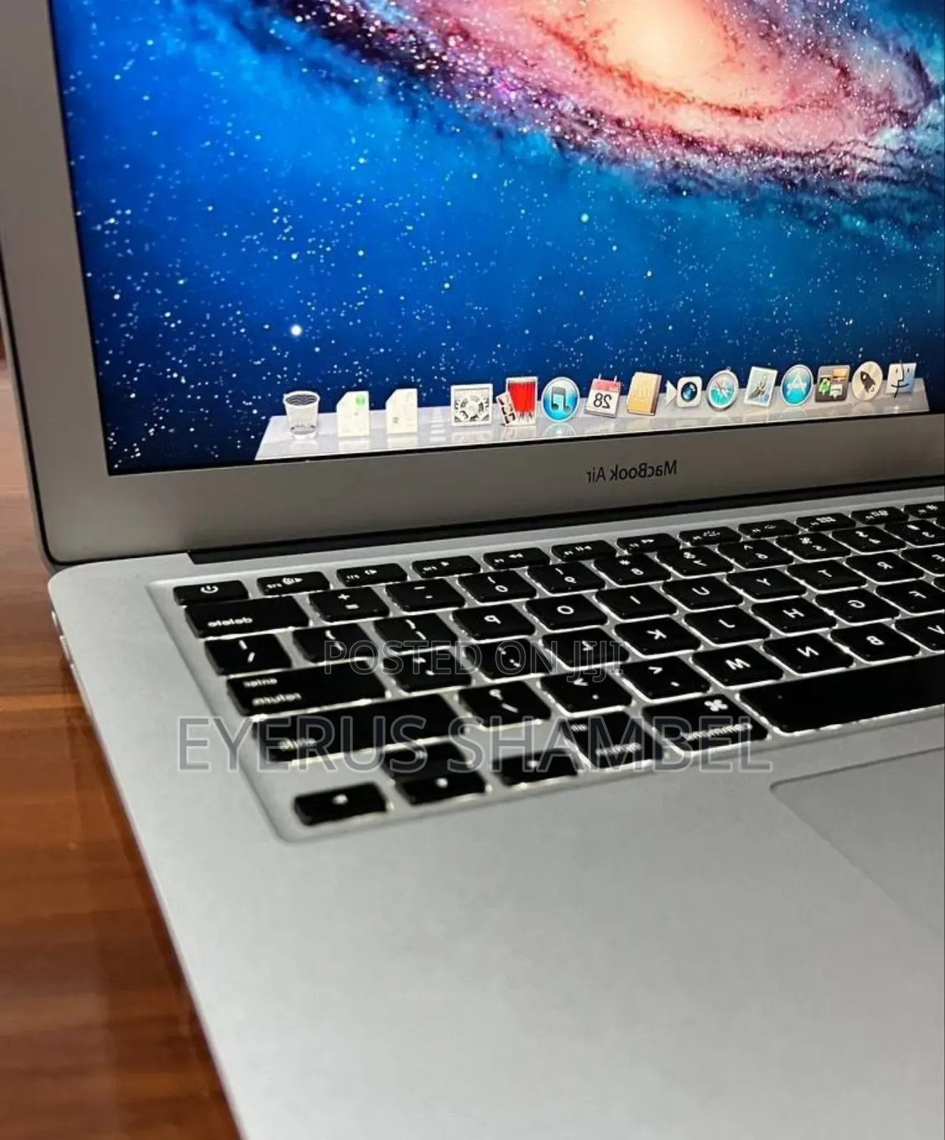 New Laptop Apple MacBook Air 2015 8GB Intel Core I5 SSD 256GB