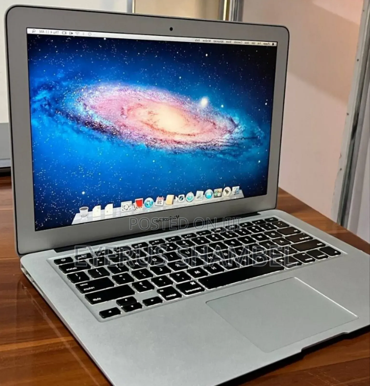 New Laptop Apple MacBook Air 2015 8GB Intel Core I5 SSD 256GB