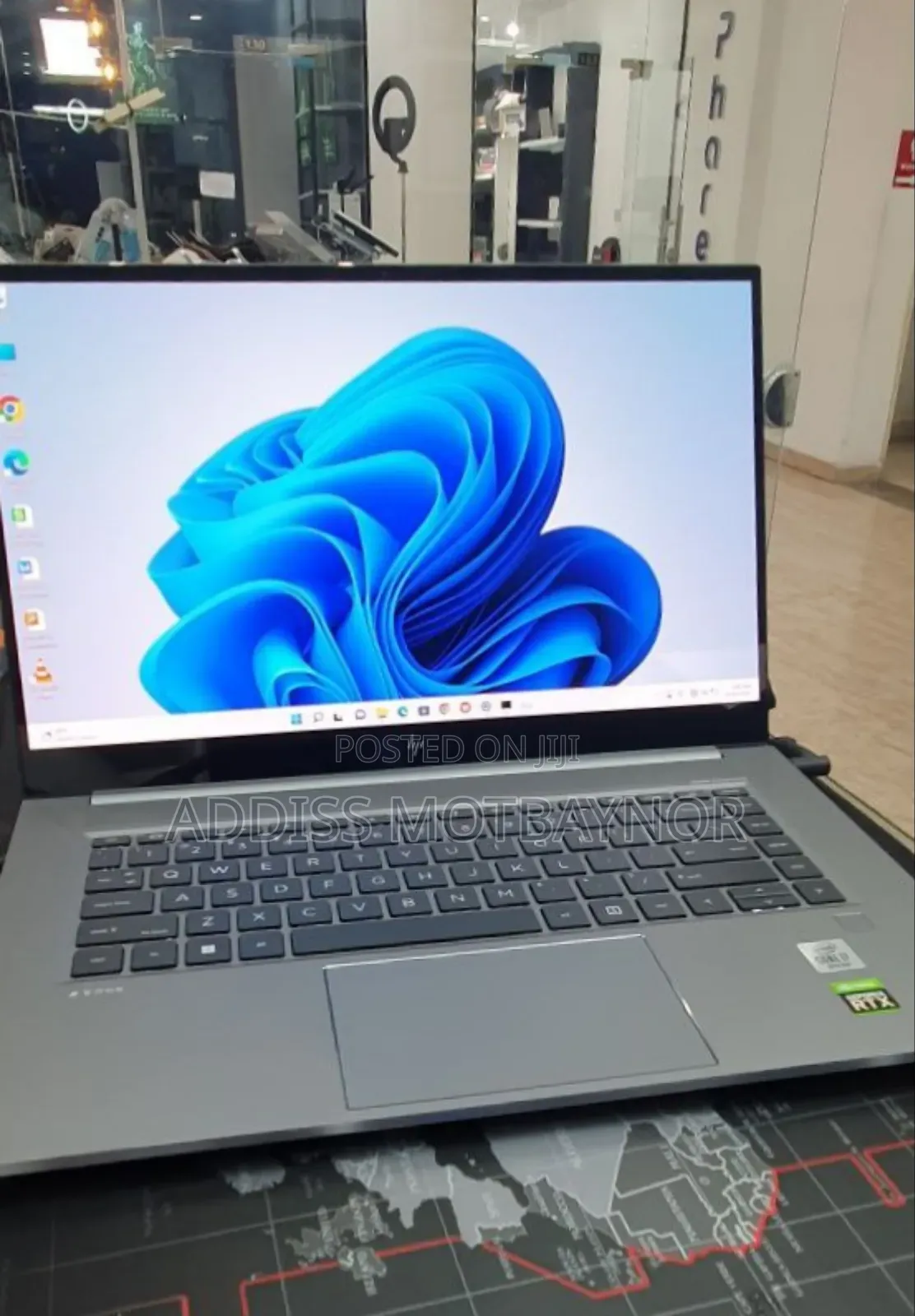 New Laptop HP ZBook Studio G5 16GB Intel Core i7 SSD 1T