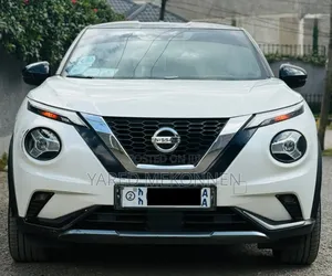 Nissan Juke 2022 White