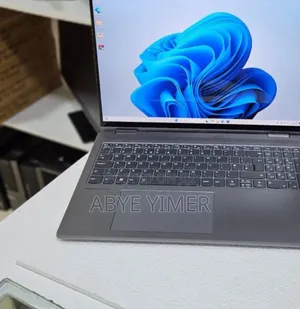 New Laptop Lenovo Yoga 7i 16GB Intel Core I7 SSD 512GB