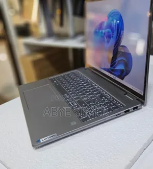 New Laptop Lenovo Yoga 7i 16GB Intel Core I7 SSD 512GB