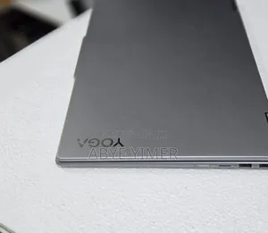 New Laptop Lenovo Yoga 7i 16GB Intel Core I7 SSD 512GB