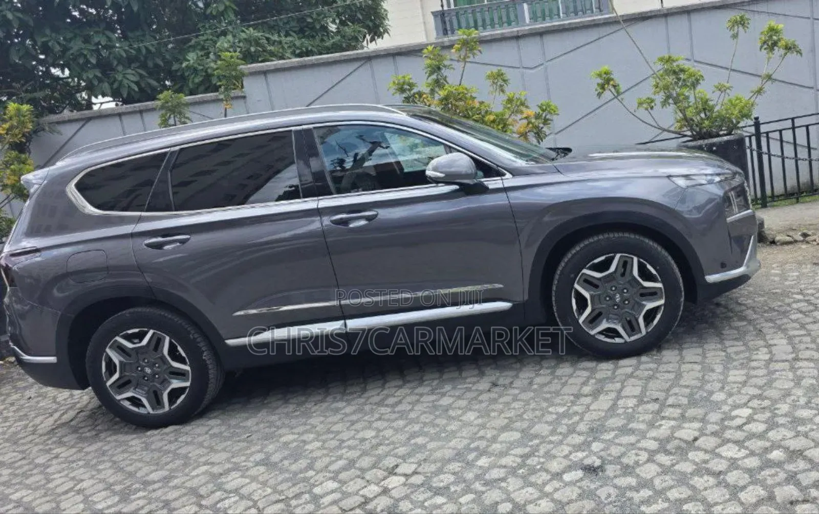 Hyundai Santa Fe Limited 2022 Gray