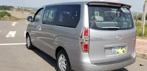 Hyundai Starex 2012 Silver