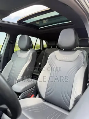 Volkswagen ID.4 2023 Ivory