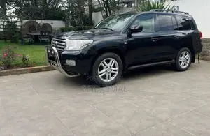 Toyota Land Cruiser 2013 Matt Black