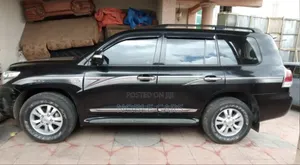 Toyota Land Cruiser 4.5 V8 VXR 2013 Gray