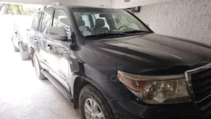 Toyota Land Cruiser 4.5 V8 VXR 2013 Gray
