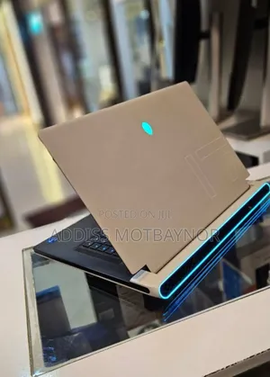 New Laptop Alienware Area-51m 16GB Intel Core I7 SSD 512GB